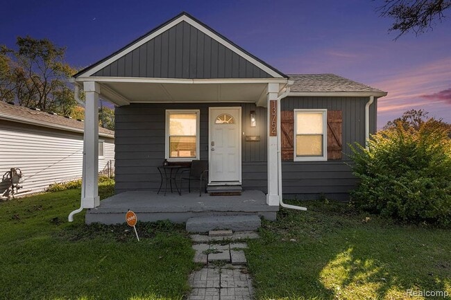 13754 Knox Ave in Warren, MI - Building Photo - Building Photo