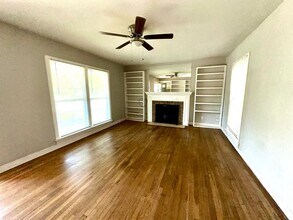 3012 22nd St in Lubbock, TX - Building Photo - Building Photo