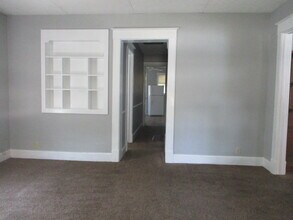 331 S 18th St in Terre Haute, IN - Building Photo - Building Photo