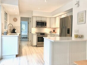 34 Toppings Path in Sagaponack, NY - Building Photo - Building Photo