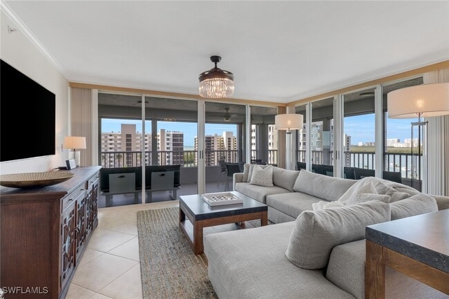 property at 25 Bluebill Ave