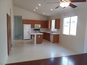 3990 Culpepper Dr in Sparks, NV - Building Photo - Building Photo