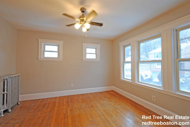 80 Langley Rd, Unit 1 in Boston, MA - Building Photo - Building Photo