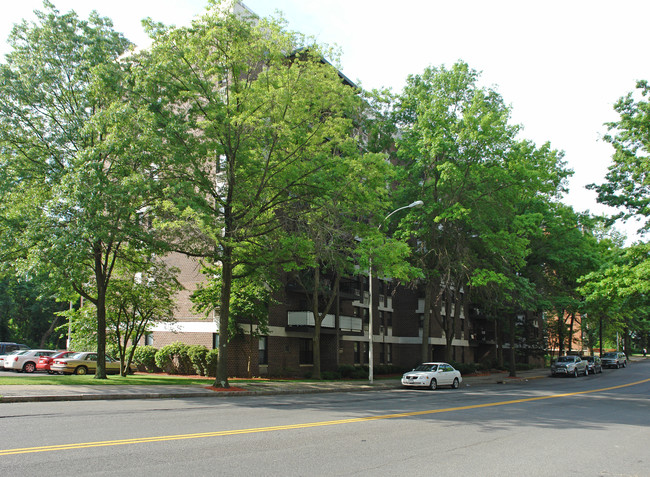 Park View Terrace in West Harrison, NY - Building Photo - Building Photo