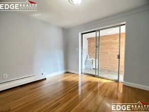 13 Commonwealth Ave in Boston, MA - Building Photo - Building Photo