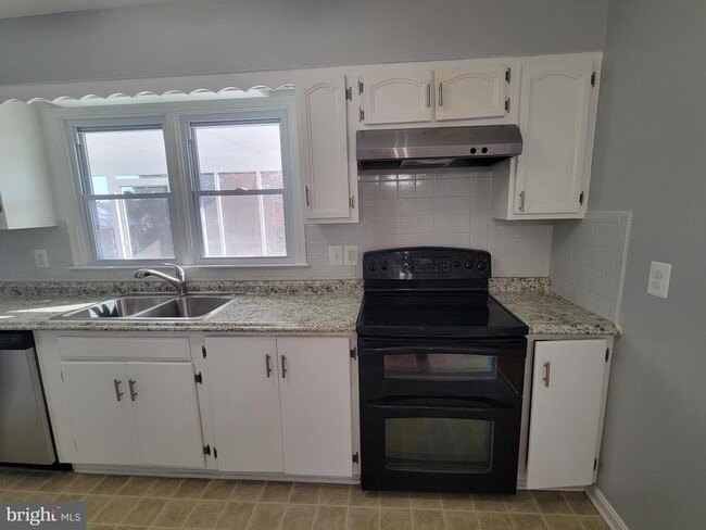 property at 13341 Latham Ln