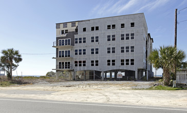 The Vue of Mexico in Mexico Beach, FL - Foto de edificio - Building Photo