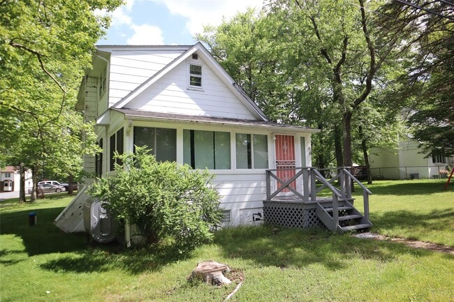 46 Midway Dr in Monroe, NY - Building Photo - Building Photo