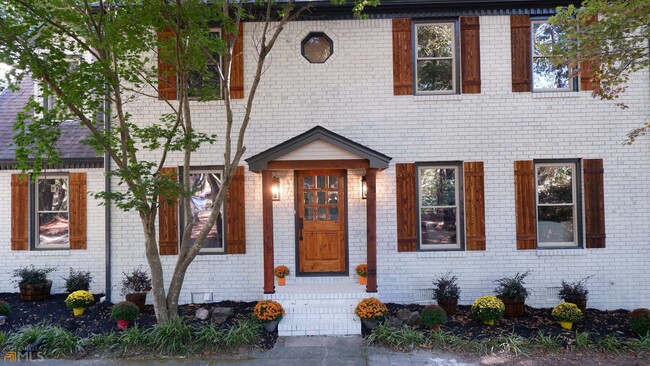 property at 185 Chimney Spring