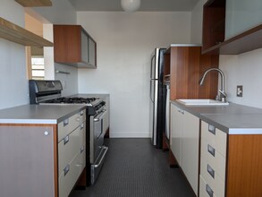 254 3rd Ave in Los Angeles, CA - Building Photo - Building Photo