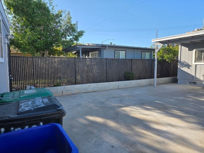 3221 Lincoln Ave in San Diego, CA - Building Photo - Building Photo
