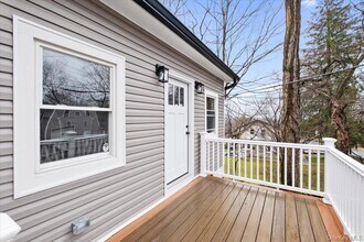 66 Secor Rd in Mahopac, NY - Building Photo - Building Photo