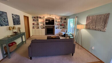 2531 Blaine Ave NE in Renton, WA - Building Photo - Building Photo