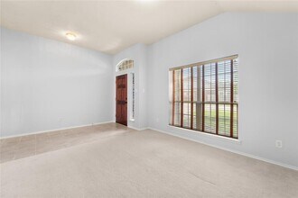 3511 Cypress Village Dr in Pearland, TX - Building Photo - Building Photo