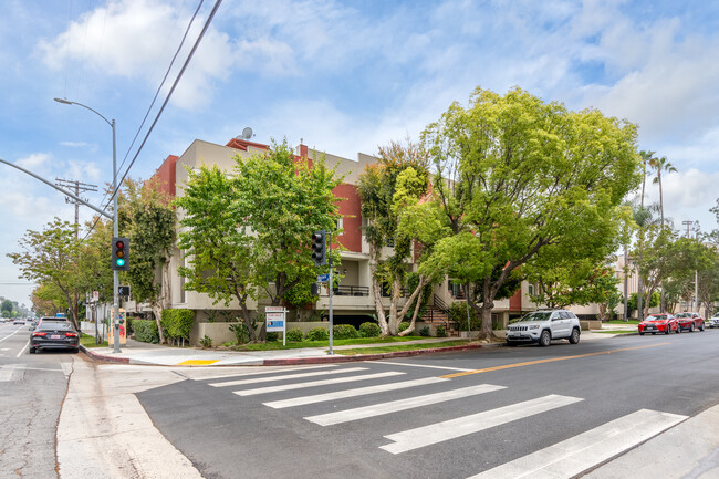 4350 Stern Ave in Sherman Oaks, CA - Building Photo - Primary Photo