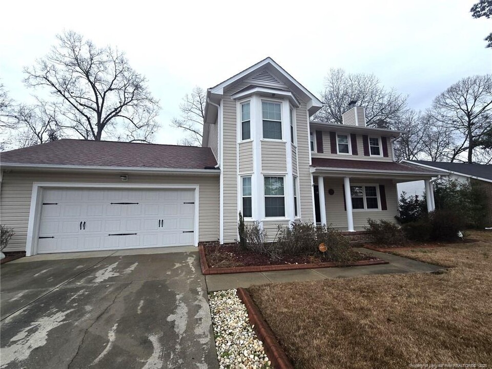 929 Flintwood Rd in Fayetteville, NC - Building Photo