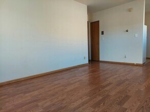 2210 Pillsbury Ave in Minneapolis, MN - Building Photo - Building Photo