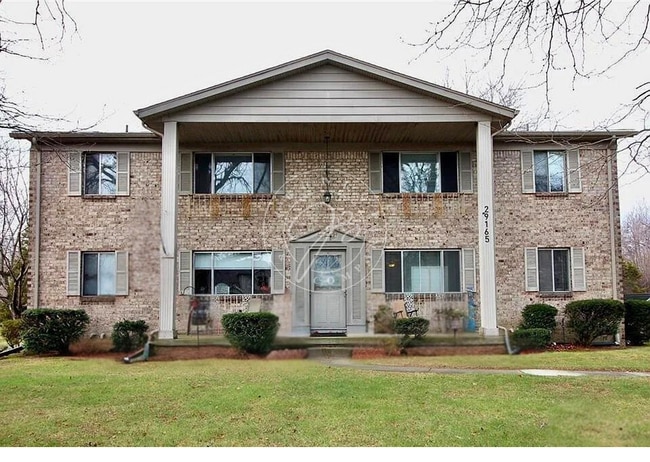 property at 29165 Hufford Rd