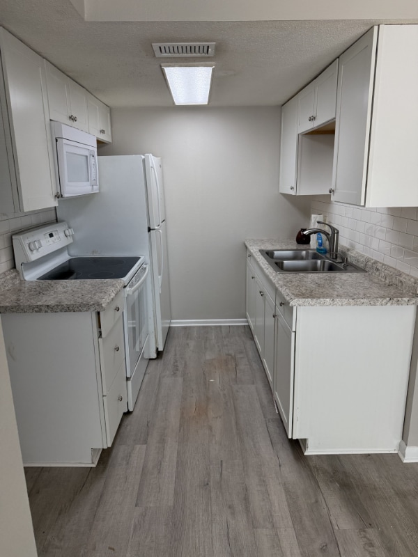 1702 Recker Hwy in Winter Haven, FL - Building Photo - Building Photo