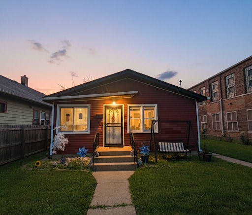 property at 14921 Lincoln Ave