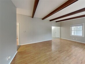 2272 Hazel St N in Maplewood, MN - Building Photo - Building Photo