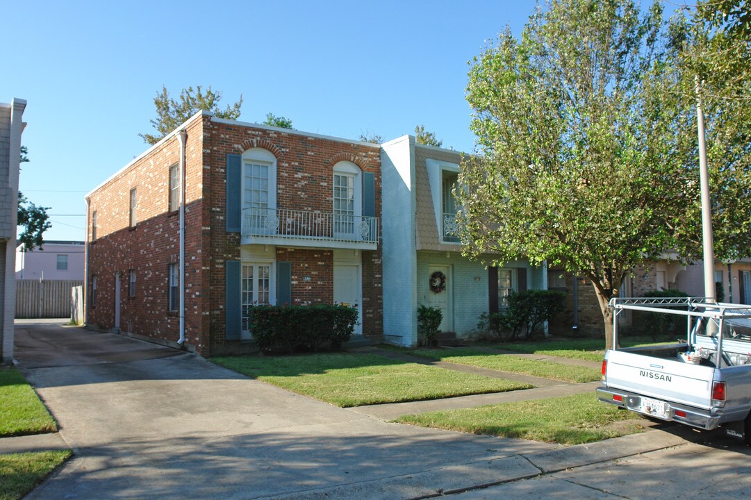 4032 Georgetown Dr in Metairie, LA - Building Photo