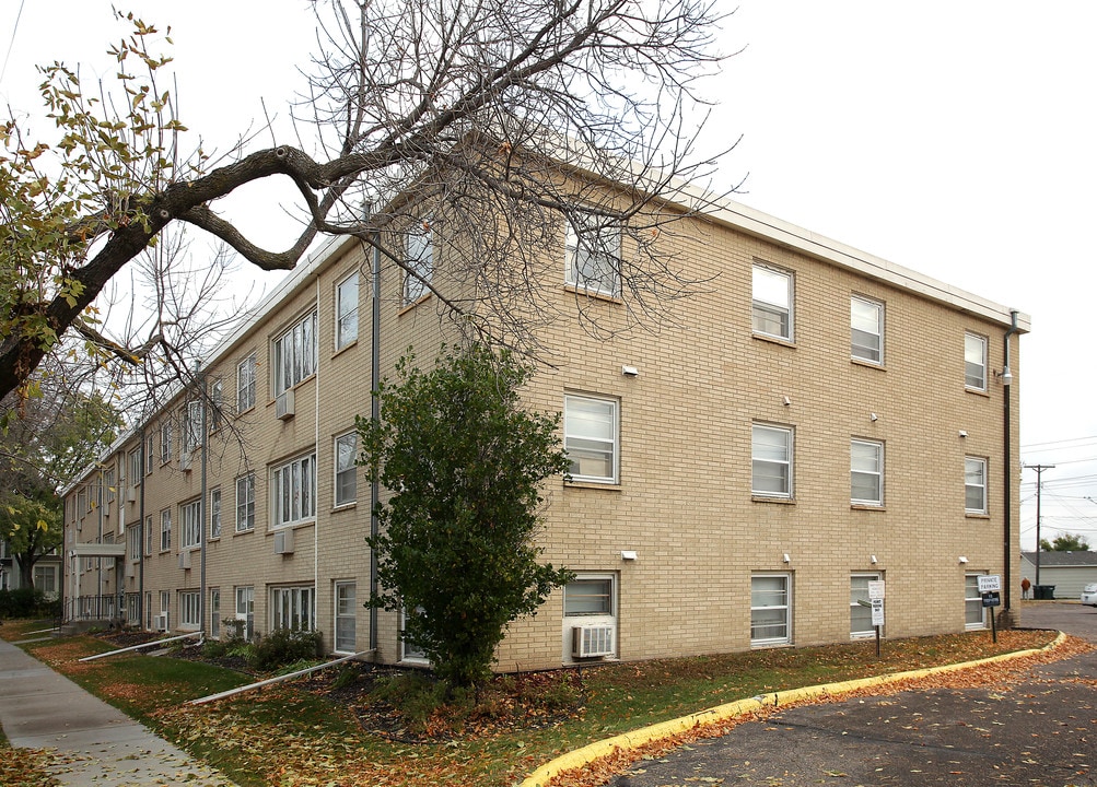 View Street Apartments in St. Paul, MN - Building Photo