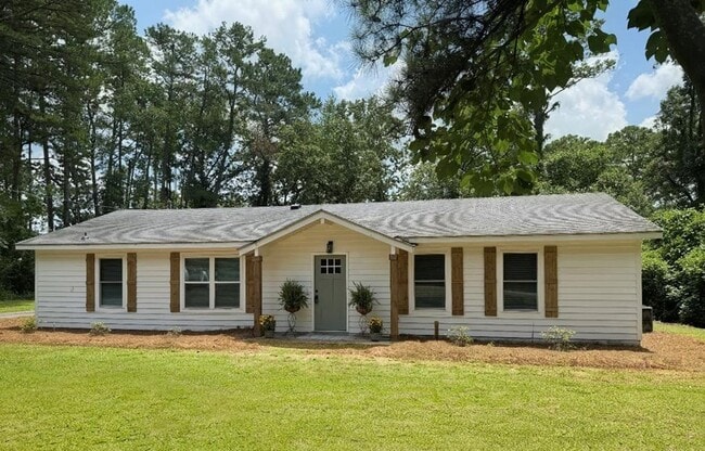 property at 989 Wadsworth Rd