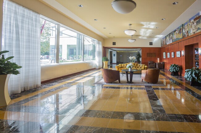2601 Pennsylvania Ave, Unit 952 in Philadelphia, PA - Foto de edificio - Building Photo