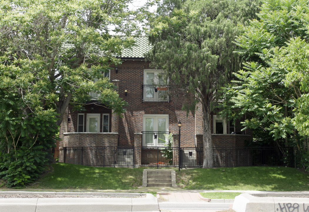 Martin Terrace Apartments in Denver, CO - Building Photo