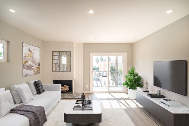 4511-4517 Prospect Ave in Los Angeles, CA - Building Photo - Building Photo