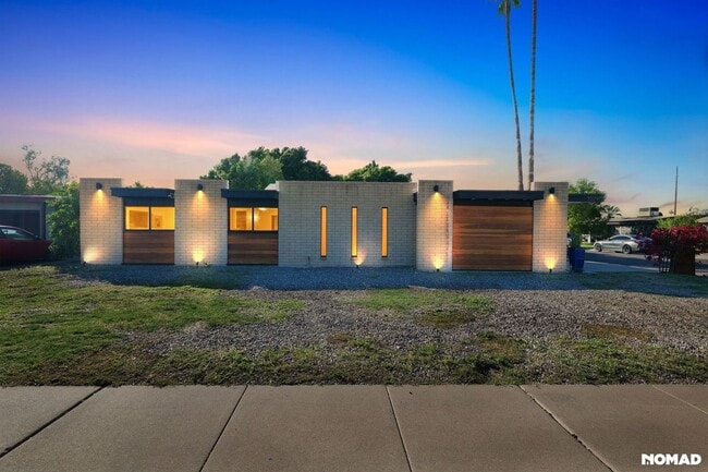 property at 3029 W Shaw Butte Dr