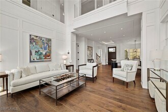 8057 Via Vecchia in Naples, FL - Building Photo - Building Photo