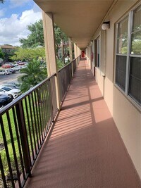 801 SW 133rd Terrace photo'