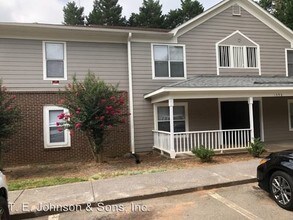 1396 Chestnut Plains Ct in Winston-Salem, NC - Building Photo - Building Photo