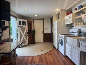 25 Carters Beach Rd in Erie, PA - Building Photo - Building Photo