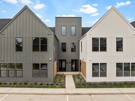 1941 Sawdust Rd in The Woodlands, TX - Building Photo