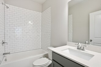 2177 Wiggins Walk in Atlanta, GA - Building Photo - Building Photo