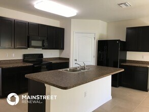 14614 Potterton Cir in Hudson, FL - Building Photo - Building Photo