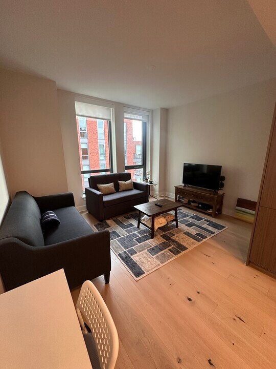 1211 Van St SE, Unit 1102 in Washington, DC - Building Photo