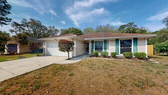 1012 Dorwinion Dr in Jacksonville, FL - Building Photo