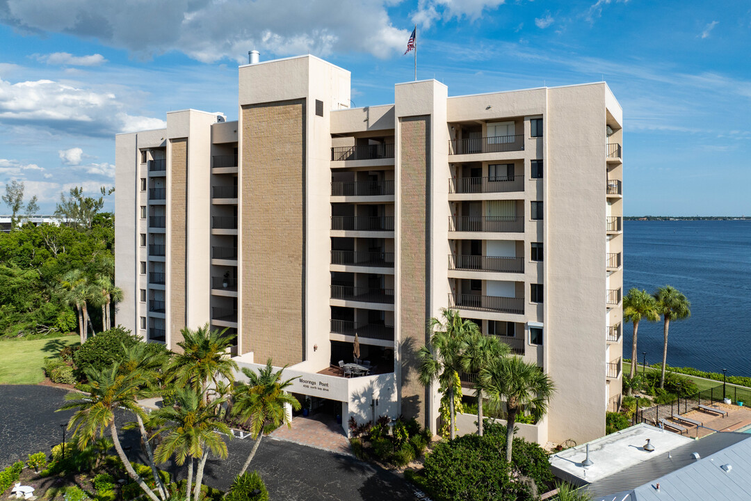 Moorings Point Condominium in North Fort Myers, FL - Building Photo