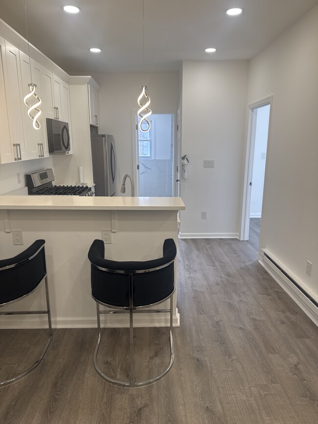 151 Passaic St, Unit apartment in Passaic, NJ - Building Photo - Building Photo