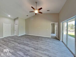 1862 Franklin Ln in North Port, FL - Building Photo - Building Photo