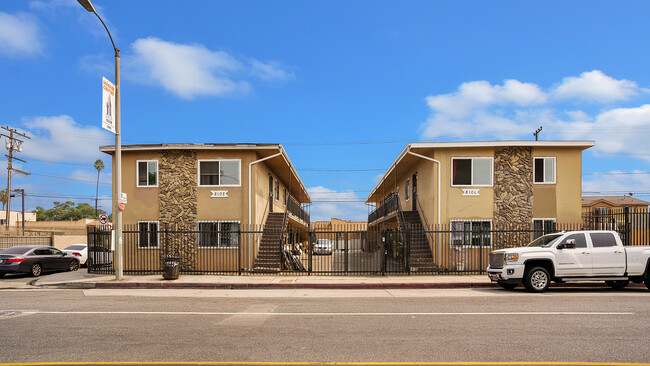 8102-8104 Compton Ave in Los Angeles, CA - Building Photo - Primary Photo