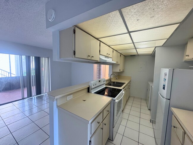 property at 4403 Treehouse Ln