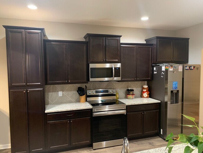 279 Sapwood Wy in Ft Stewart, GA - Building Photo - Building Photo