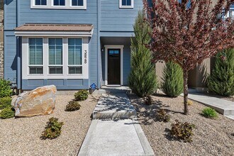 3828 E Parkcenter Blvd in Boise, ID - Building Photo - Building Photo