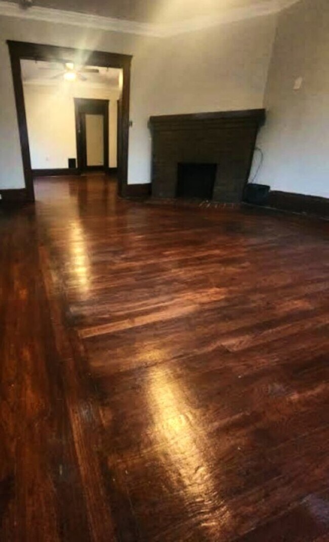 1319 W 111th St in Cleveland, OH - Building Photo - Building Photo