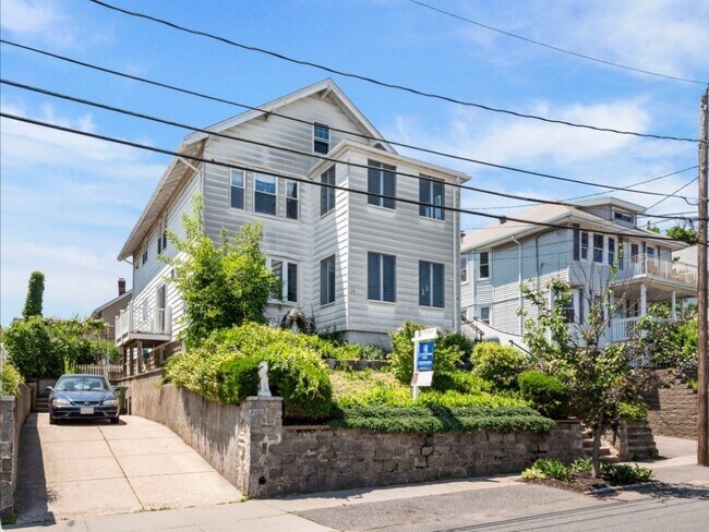 34-36-36 Keenan St in Watertown, MA - Building Photo - Building Photo